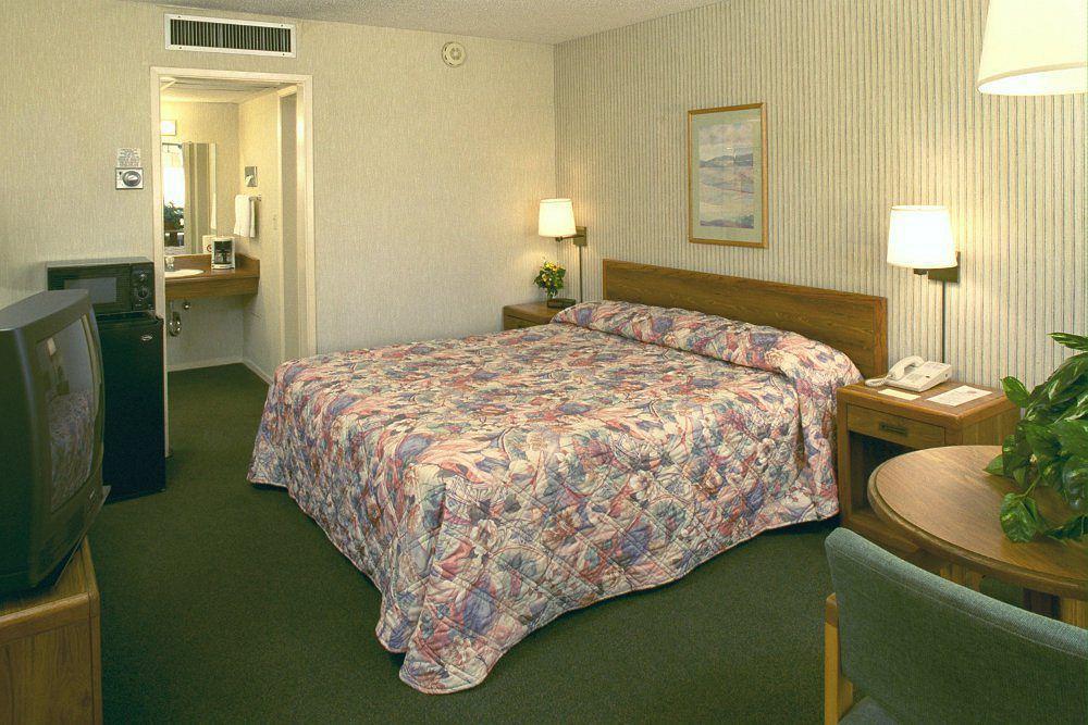 Vagabond Inn Modesto Buitenkant foto